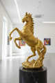 Adorable Royal Horse Statue Myle Cart